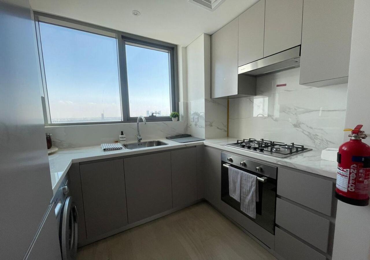 Greek Views 1 Bedroom Azizi With Terrace Apartment