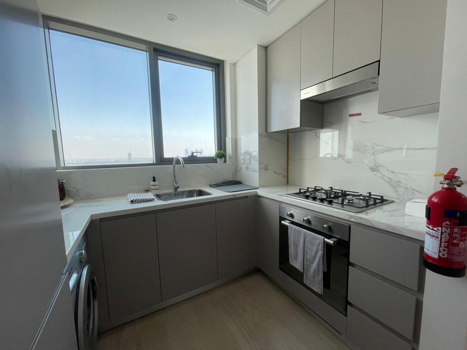 Apartment Greek Views 1 Bedroom Azizi With Terrace Dubai